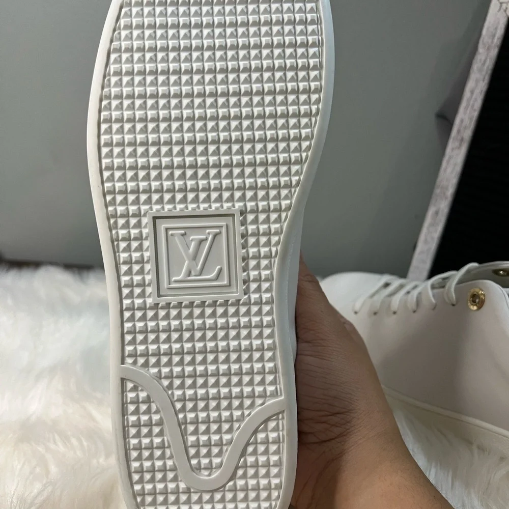 𝅺LOUIS vuitton white sneakers (size 40) check description - Picture 10 of 17